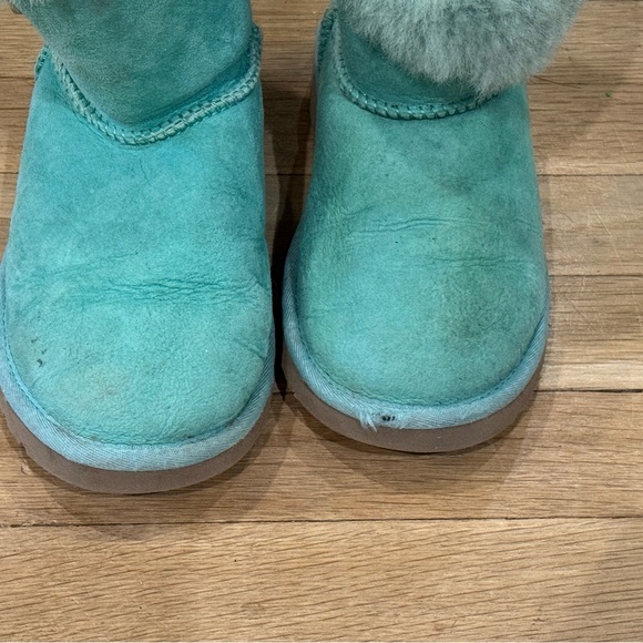 UGG Bailey Button II Snow Boot 5991Y Teal Size 3 - Picture 4 of 4